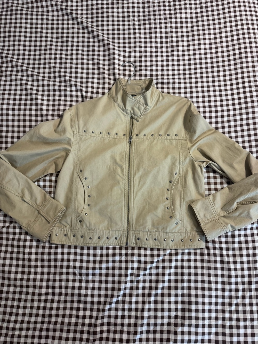 Zara beige / cream zip up jacket in size Small
